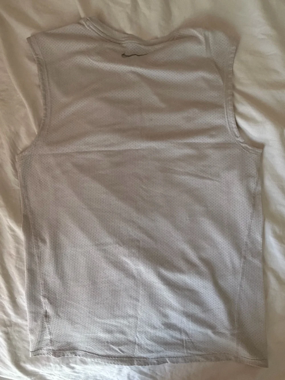 Nike lightweight sleeveless